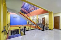 OYO 91036 Hotel Simpang Lima Gkpri