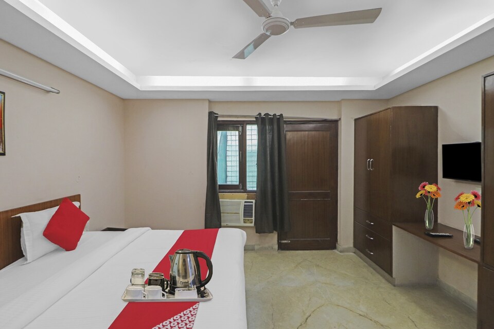 OYO Shivam Residency Near Dilli Haat Ina, AIIMS Delhi, Delhi