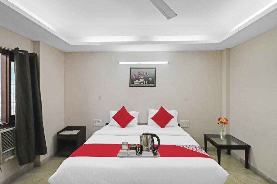 OYO Shivam Residency Near Dilli Haat Ina, AIIMS Delhi, Delhi