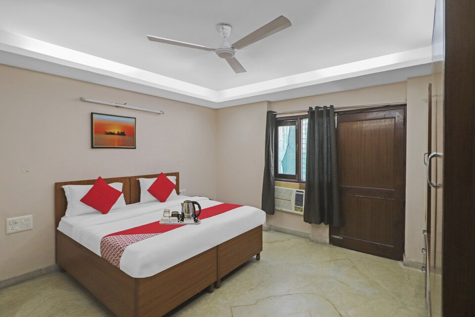 OYO Shivam Residency Near Dilli Haat Ina, AIIMS Delhi, Delhi