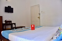 OYO Hotel Mayfair 1 Near Immaculate Conception Church