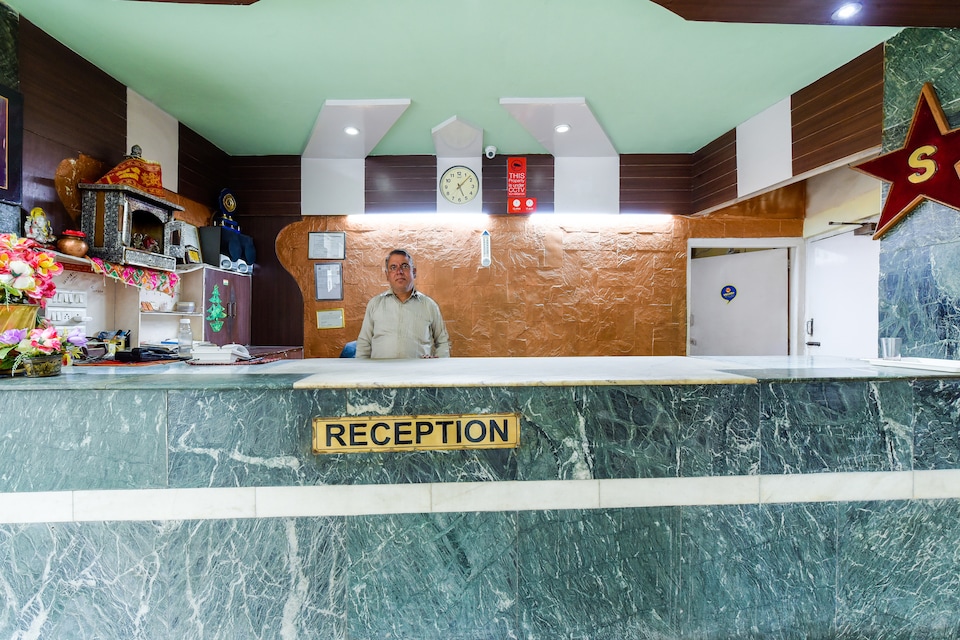 OYO 1428 Hotel Sitara International, Kanyal Road, Manali