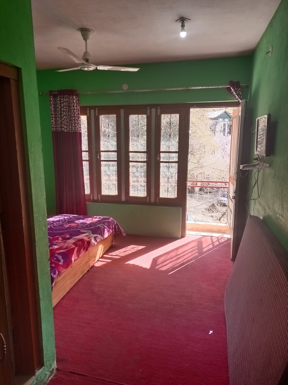 OYO Home Paradise Homestay, Patnitop, Patnitop