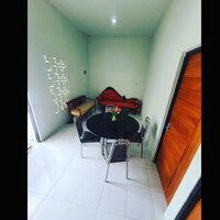 EXPRESS O 91043 Gajah Mada Residence E12a