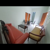EXPRESS O 91043 Gajah Mada Residence E12a