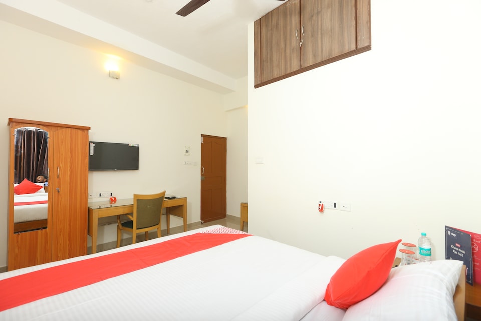 OYO 10543 Maks Stay, Porur Chennai, Chennai