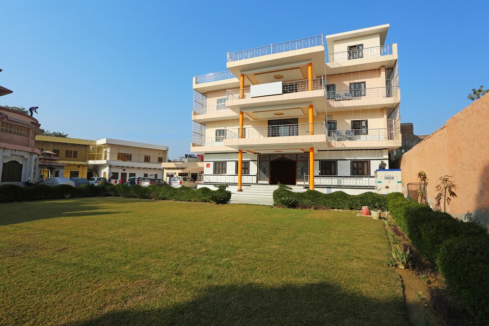 OYO 10708 Vrindavan Stay, Banke Bihari Mandir Vrindavan, Vrindavan