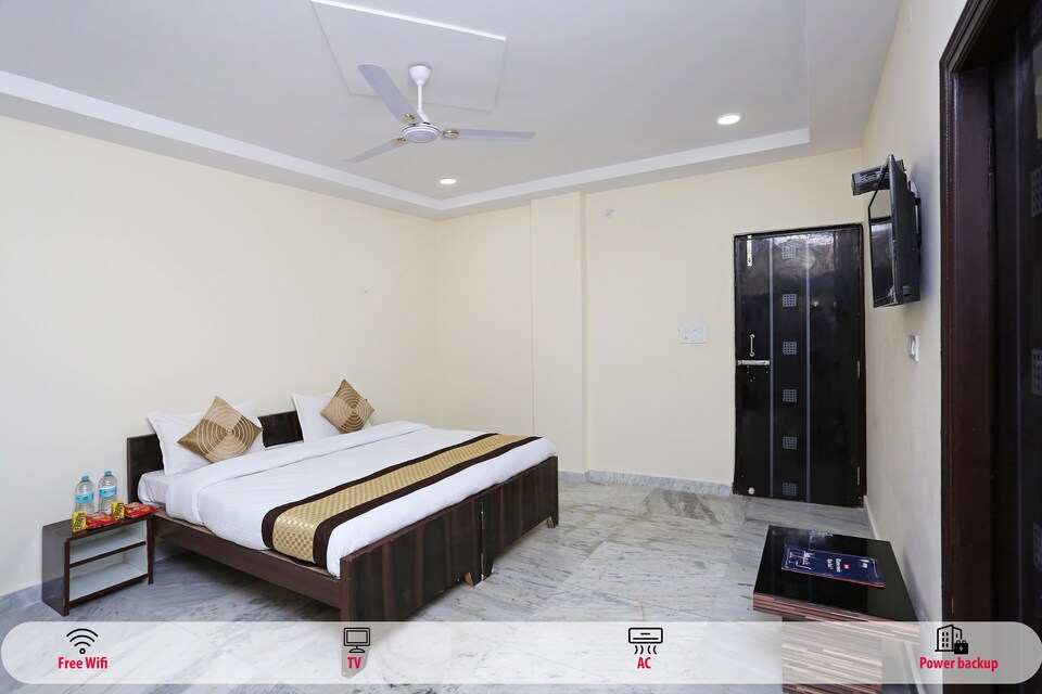 OYO 10708 Vrindavan Stay, Banke Bihari Mandir Vrindavan, Vrindavan