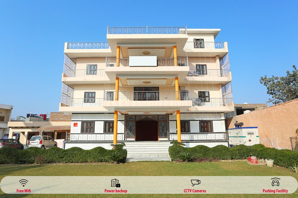 OYO 10708 Vrindavan Stay, Banke Bihari Mandir Vrindavan, Vrindavan