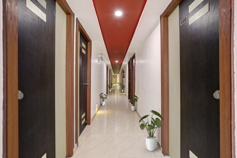 Collection O Hotel Relax, Satellite-Prahlad Nagar Ahmedabad, Ahmedabad