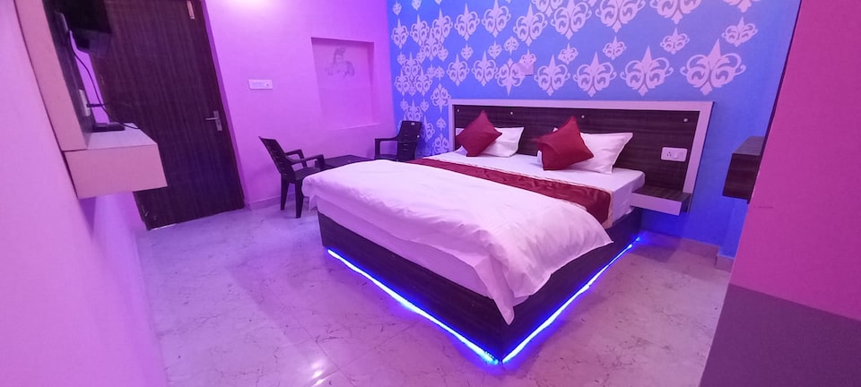 OYO 87804 HotelRudra’s, Palwal, Palwal