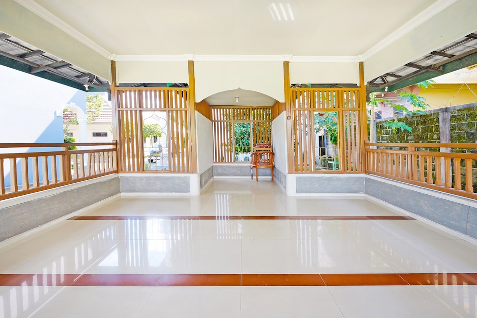 Dancenter Hotel Remaja Indah Masamba, Luwu Utara, Makassar