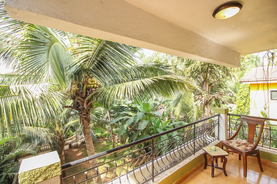 OYO 10300 Home Studio Candolim, Candolim Goa, Goa