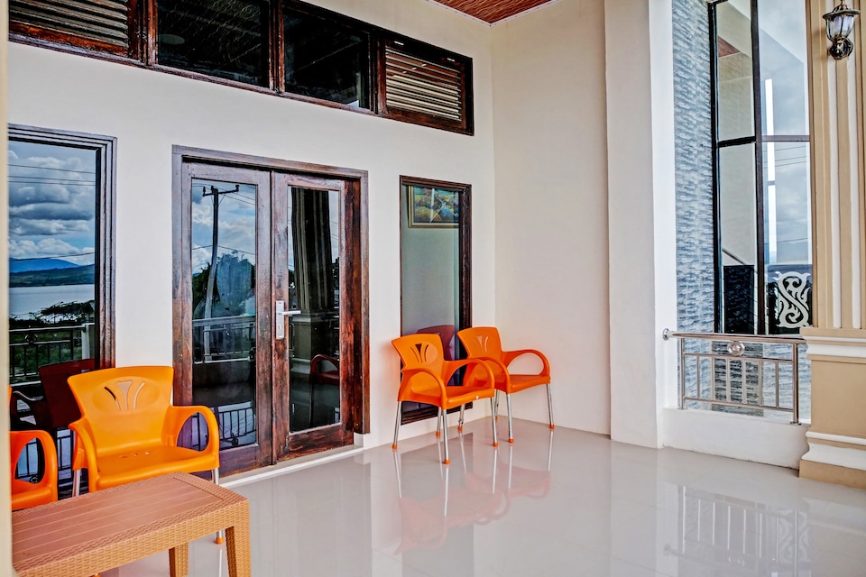 OYO 91058 Albid Toba Hotel Syariah , Toba Samosir, Toba Samosir