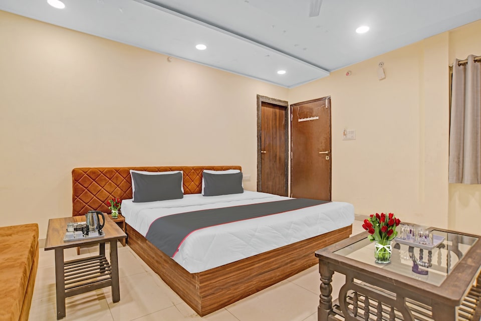 Capital O Hotel Maya, Vijay Nagar Indore, Indore