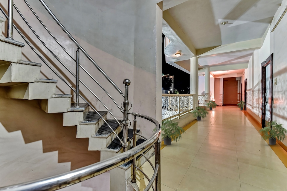 Hotel O Utsav Vatika, Allen Landmark City Kota, Kota