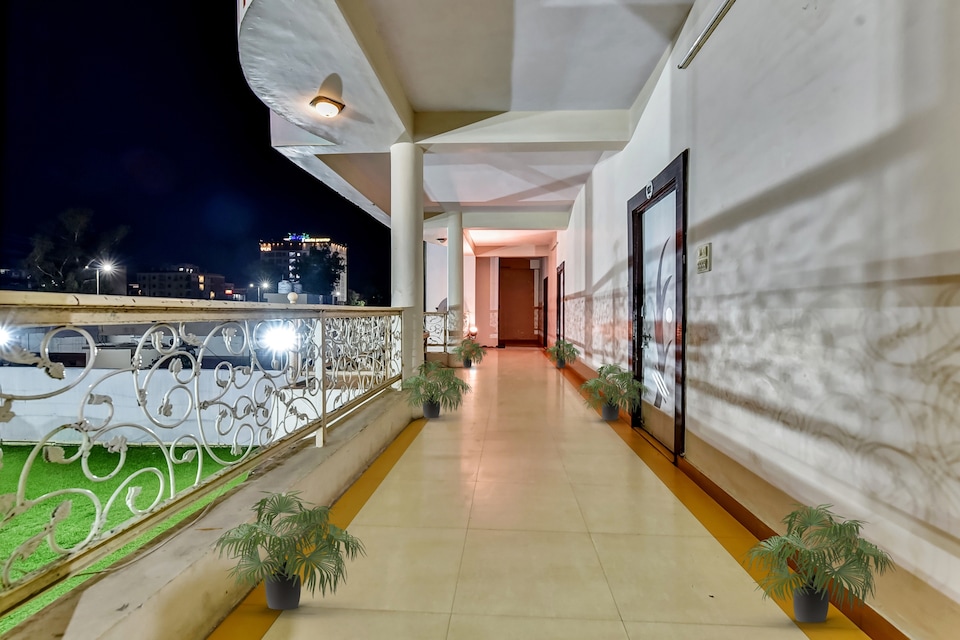 Hotel O Utsav Vatika, Allen Landmark City Kota, Kota
