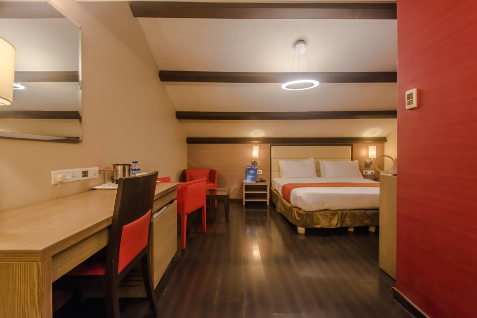 OYO 1429 Hotel Landmark Annex, Mumbai CST-Churchgate-Colaba, Mumbai