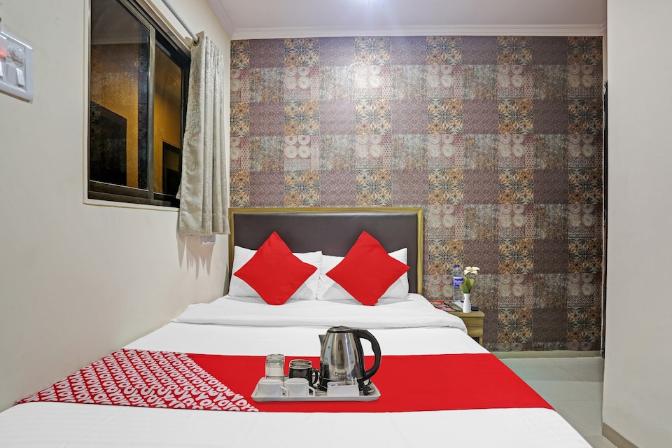 OYO Bala's Residency Near Chhatrapati Shivaji International Airport, Mumbai International Airport, Mumbai
