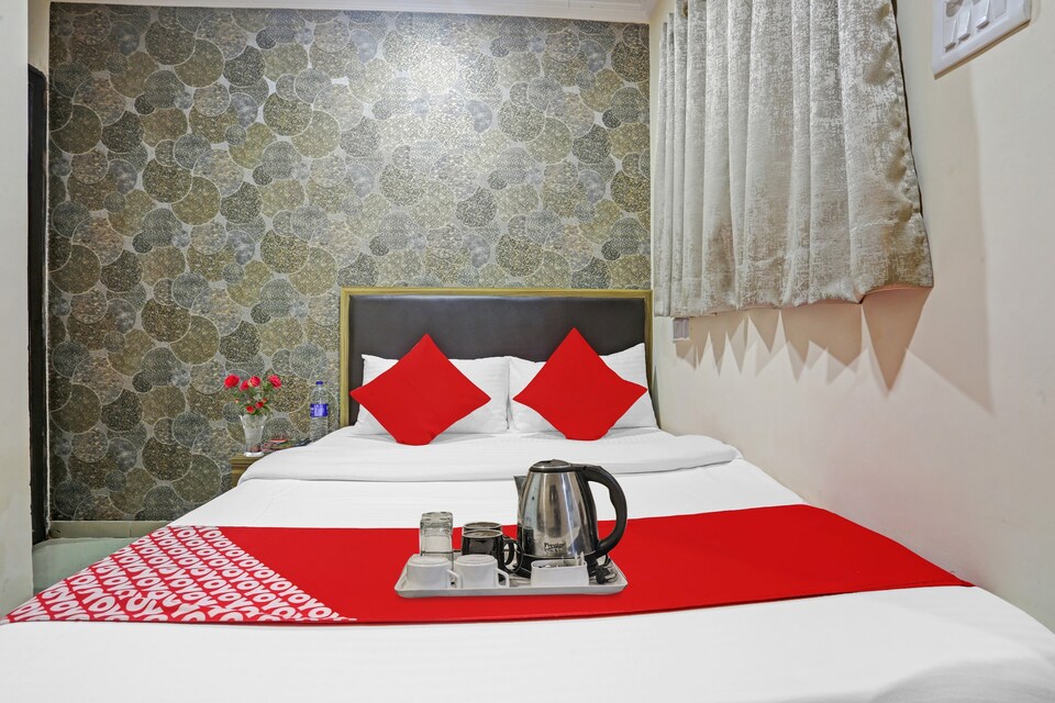 OYO Bala's Residency Near Chhatrapati Shivaji International Airport, Mumbai International Airport, Mumbai