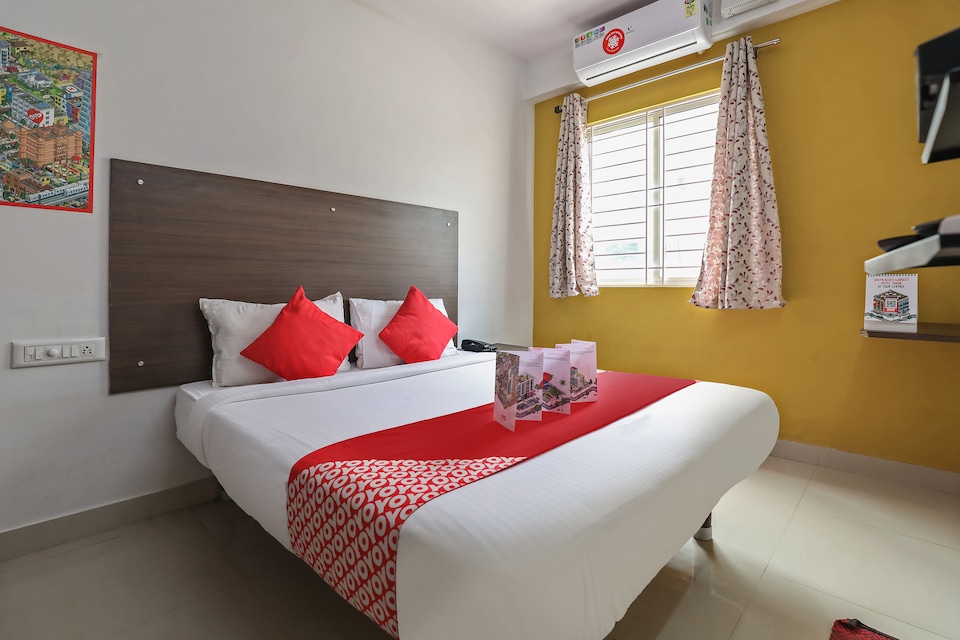 OYO 10525 वर्सिटी अब्राह मदिवाला, BTM Madiwala Bangalore-II, बैंगलोर