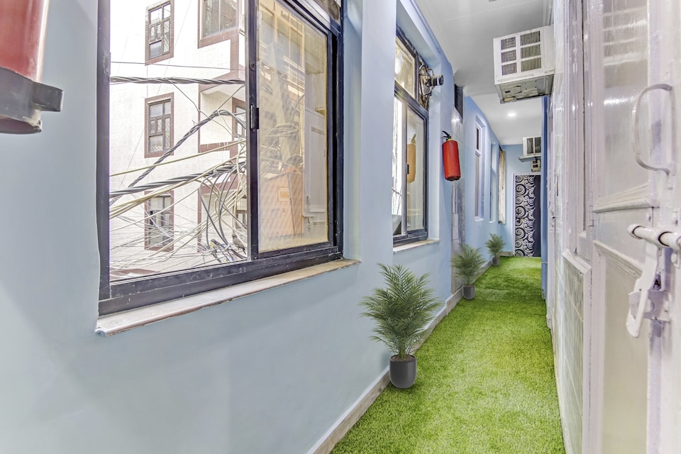 OYO 87965 Padam Residency By Meet You There, Anand Vihar Delhi, Delhi