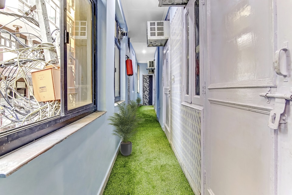 OYO 87965 Padam Residency By Meet You There, Anand Vihar Delhi, Delhi