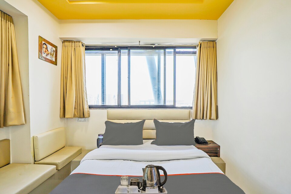 Live on AHM524, Ashram Road Ahmedabad, Ahmedabad