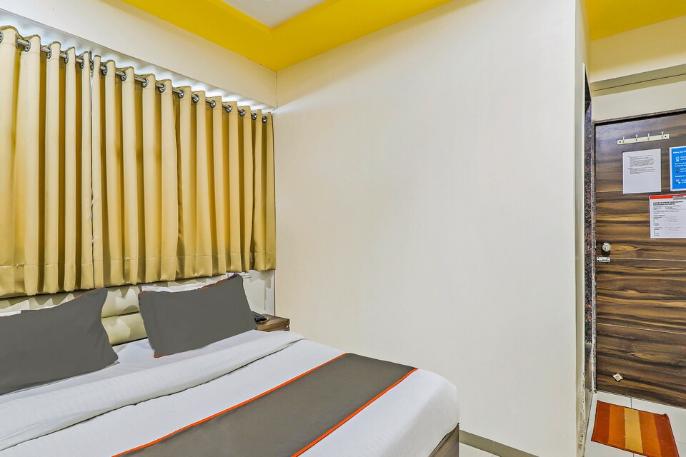 Live on AHM524, Ashram Road Ahmedabad, Ahmedabad