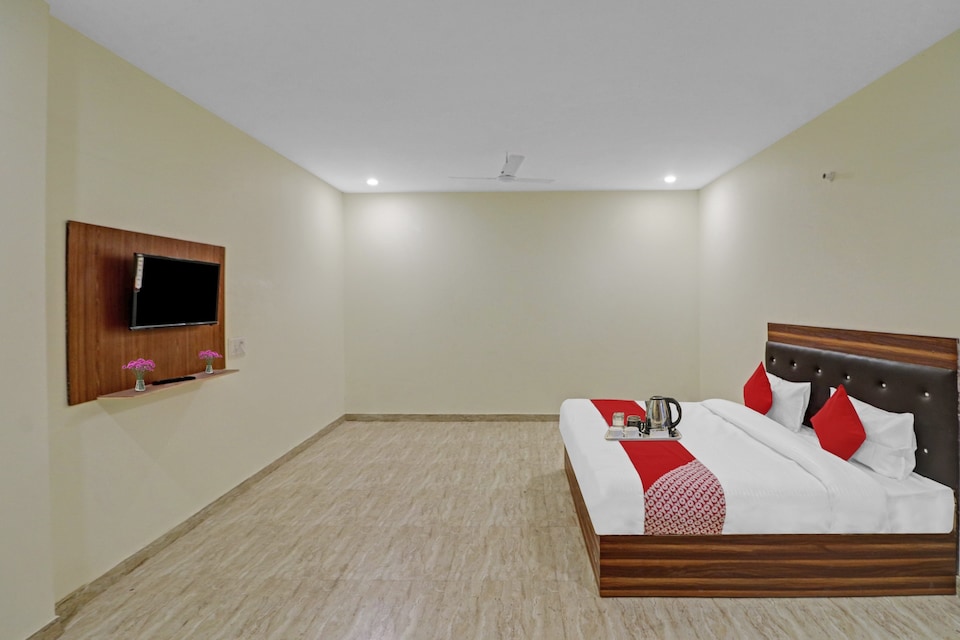 Live on DEL5753 , North Delhi, Delhi