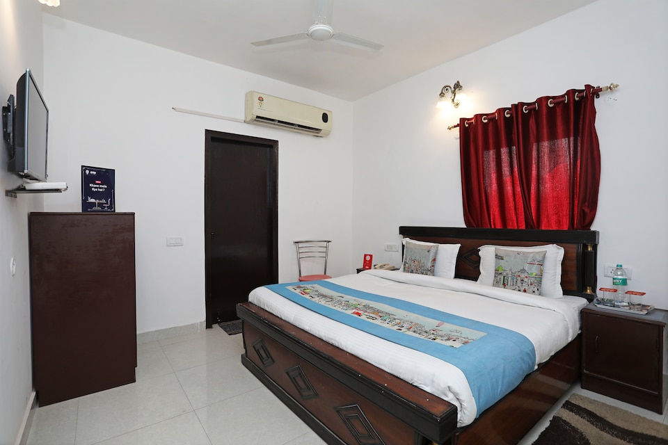 OYO 10500 Taj Ansh Villa, Taj East Gate Road Agra, Agra