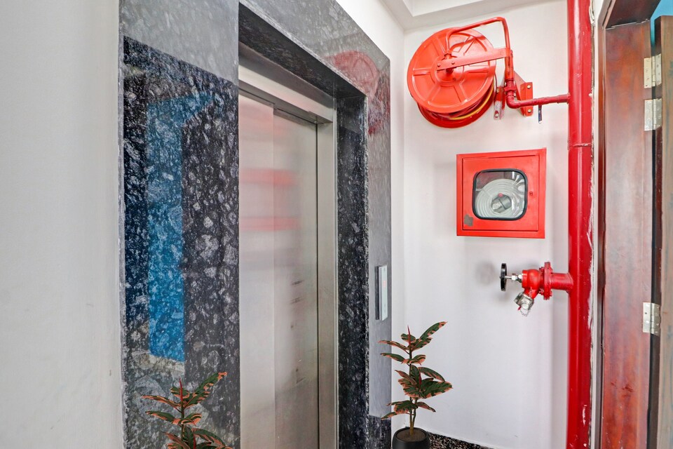 Capital O Hotel Dev Palace Near M2k Cinemas Rohini, Rajouri Garden Delhi, Delhi