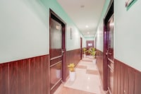 Collection O Rispana Pul Dehradun Formerly Hotel Square 1