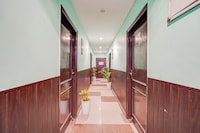 Collection O Rispana Pul Dehradun Formerly Hotel Square 1