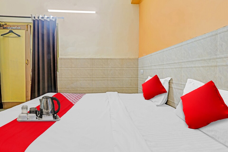 OYO Hotel Raj International, Alambagh Lucknow, Lucknow