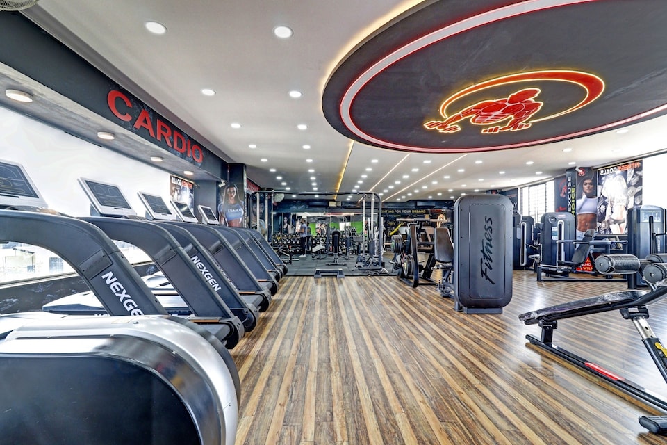 OYO 88025 Blooms Luxury, RT Nagar, Bangalore