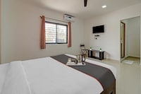 OYO 88025 Blooms Luxury