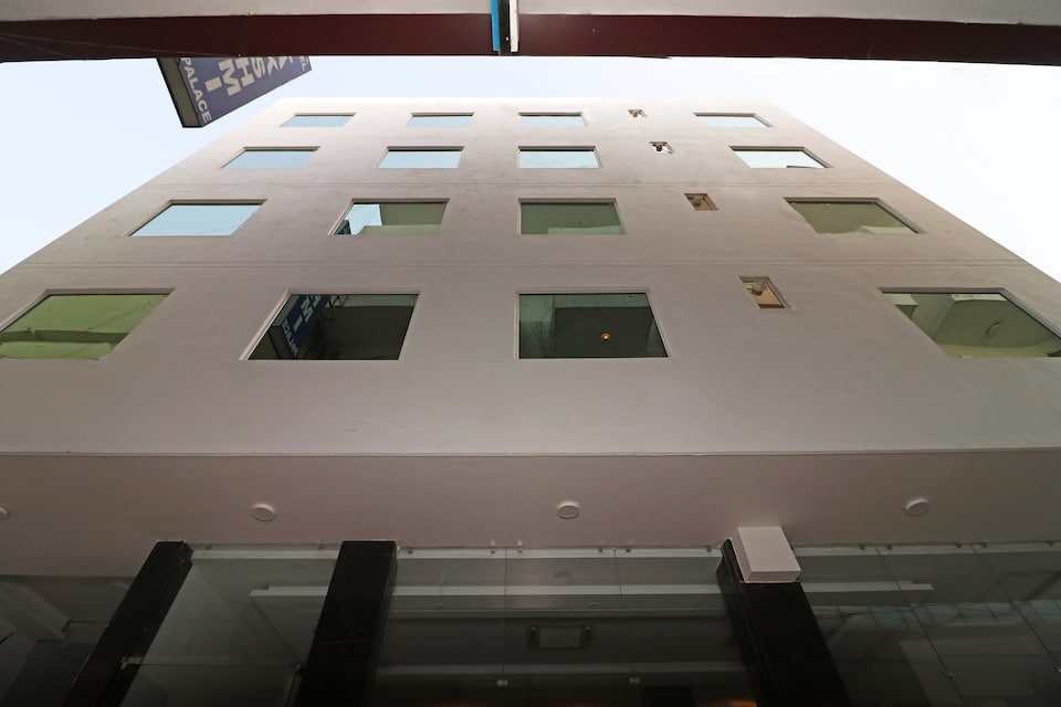 Hotel O Aamara, Airport Delhi, Delhi Transit