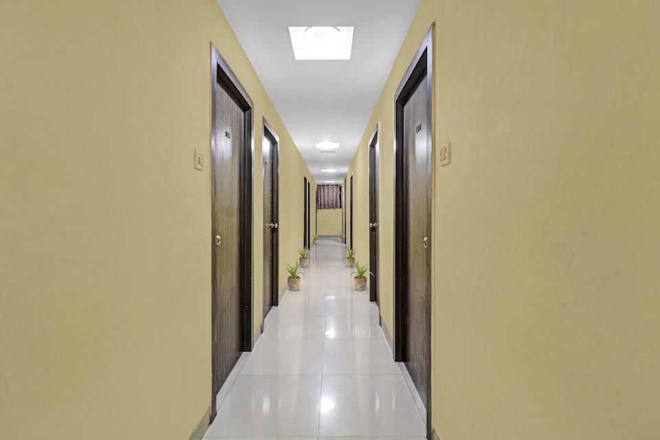 Hotel O Saidan Lodging & Boarding, Mumbai Panvel-CBD, Mumbai