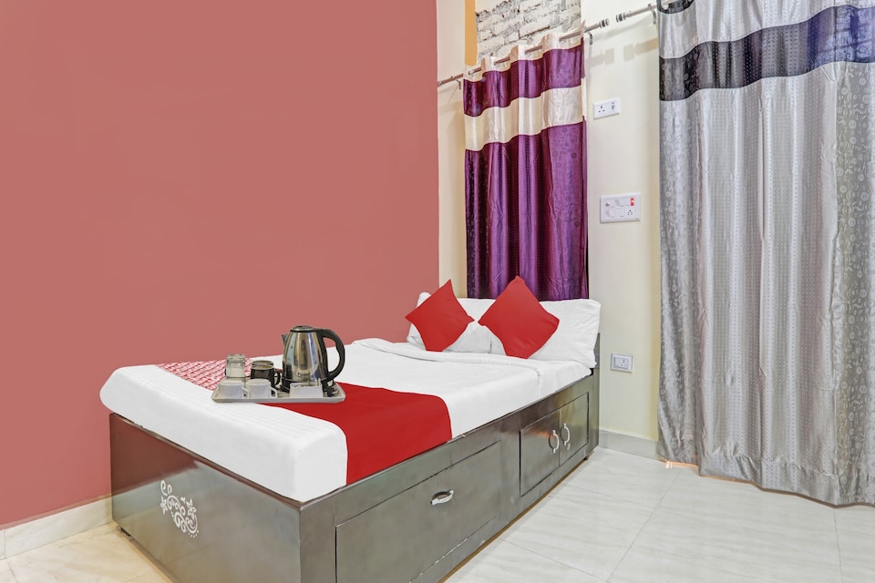 OYO Hotel Sr Inn, Kanpur City, Kanpur