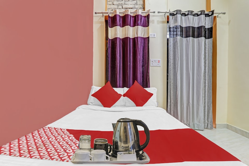 OYO Hotel Sr Inn, Kanpur City, Kanpur