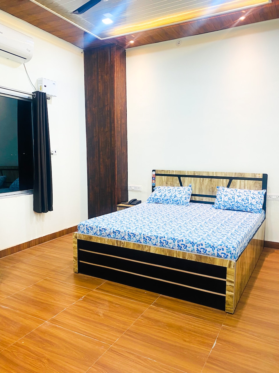 OYO 88141 SS Grands Hotel, Fatehpur city, Fatehpur