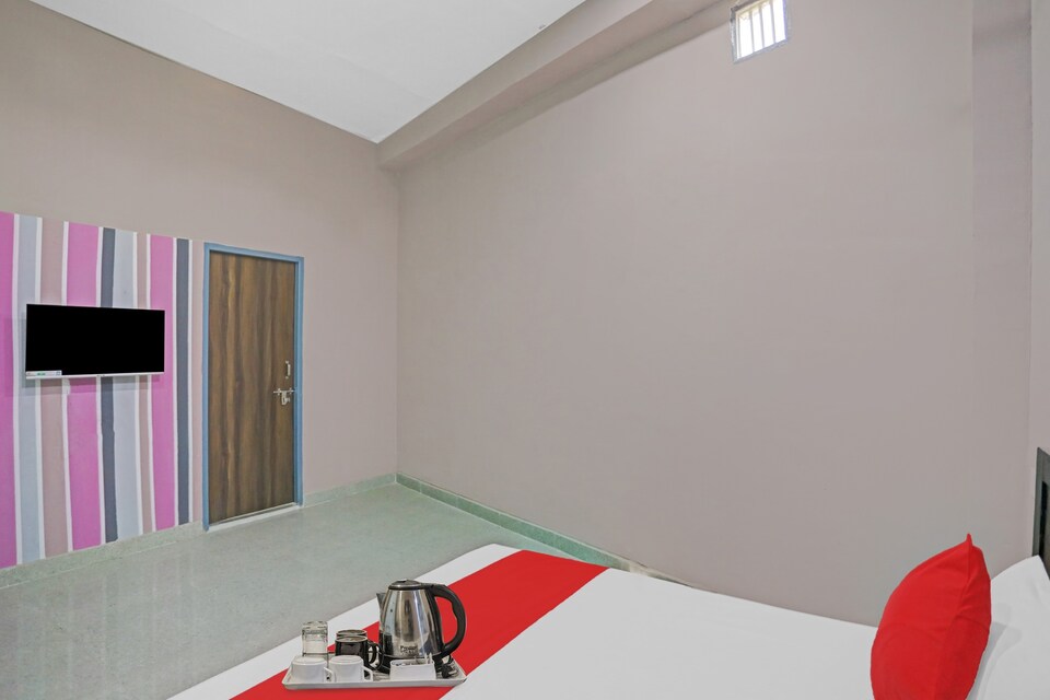 OYO 88143 Hotel Moon Paradise, Greater Noida, Noida