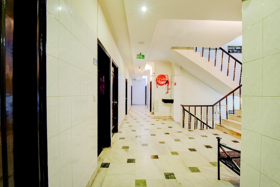 Hotel O Delhi Darbar, Karol Bagh Delhi, Delhi