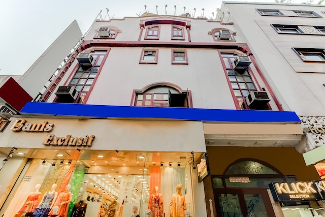 Hotel O Delhi Darbar