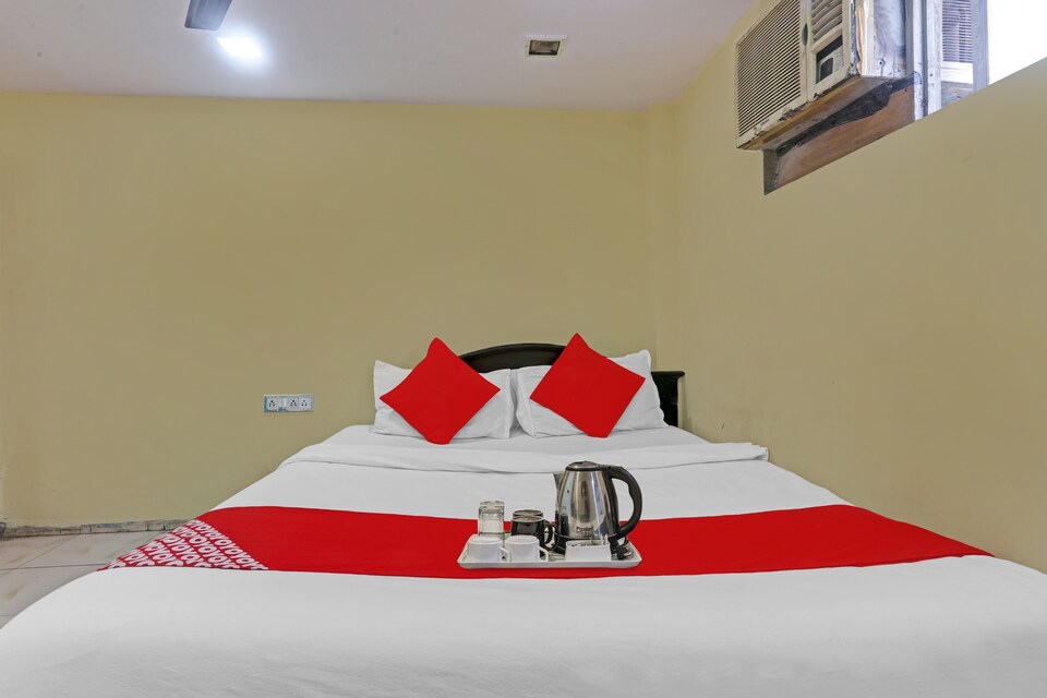 OYO Hotel Harihar Near Chhatrapati Shivaji International Airport, Mumbai International Airport, Mumbai