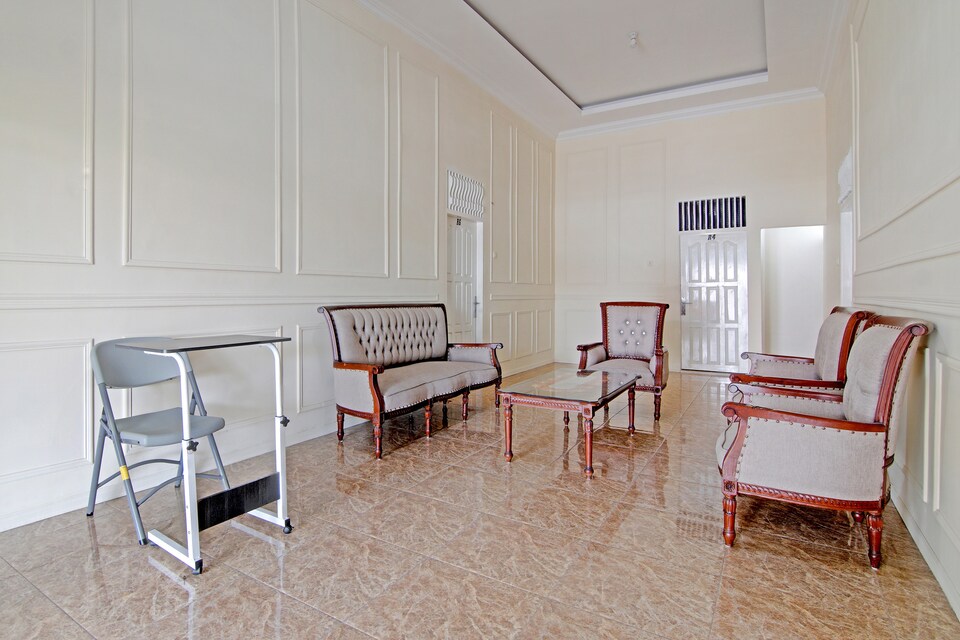 OYO 91093 Guest House 513 Syariah, Marpoyan, Pekanbaru