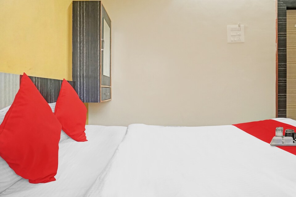 OYO 88250 Hotel Yashodhan , Kharadi Pune, Pune