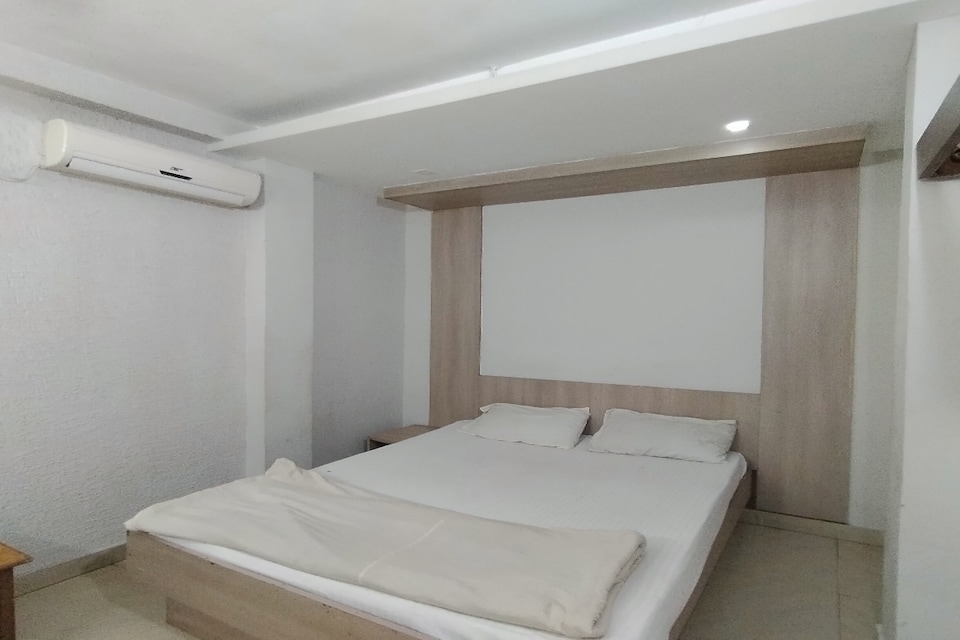 OYO Pratap Inn, Lalpur, Ranchi