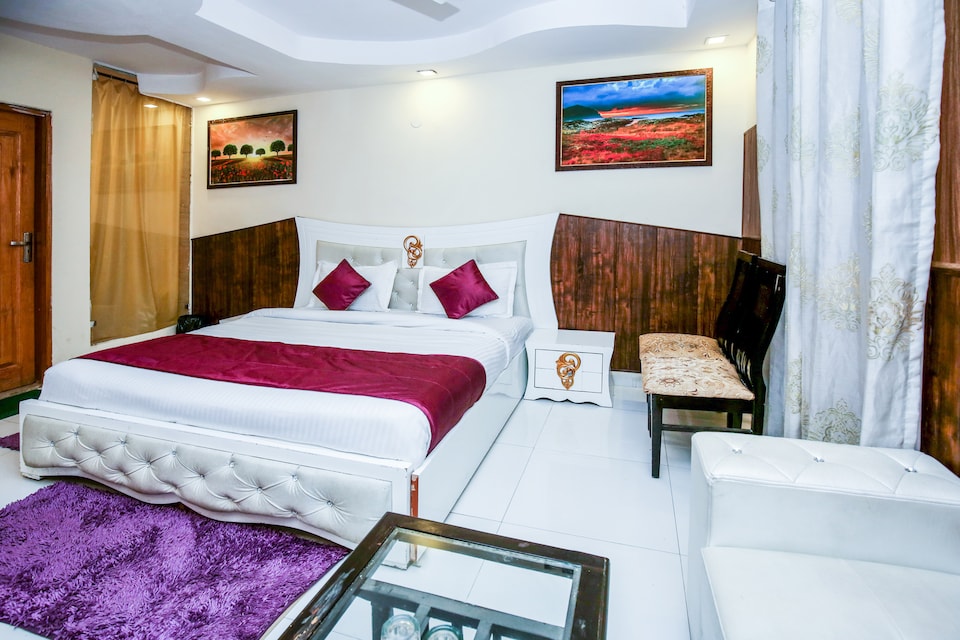 Capitol O 10558 Welcome Inn, Rajouri Garden Delhi, Delhi
